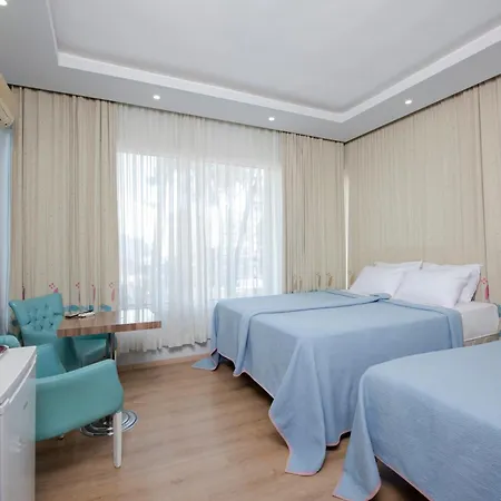 Nest Apartmanhotel *
